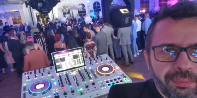 DJ Nunta Iasi Anton Groove DJ Nunta Iasi Anton Groove